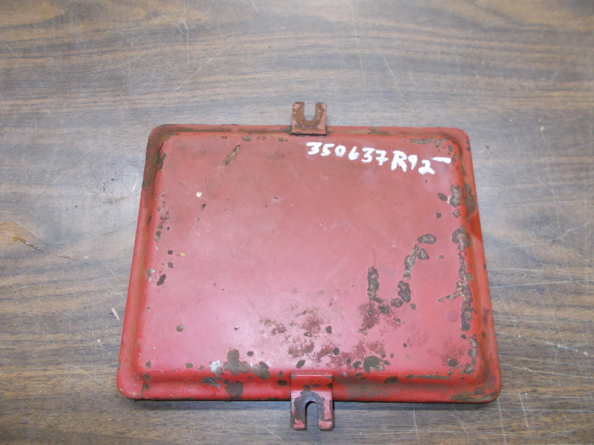 350637R92 FARMALL TRACTOR BATTERY BOX LID 100,130,140,A,B SUPER A