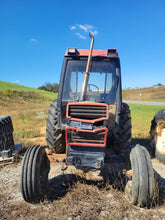Load image into Gallery viewer, Case IH 885 Tractor