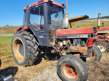 Load image into Gallery viewer, Case IH 885 Tractor