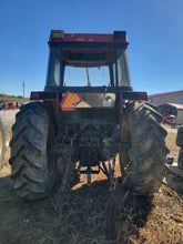Load image into Gallery viewer, Case IH 885 Tractor