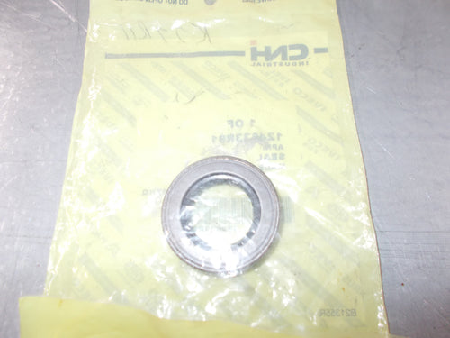 124633R91 Farmall Tractor Hydraulic Pump Seal