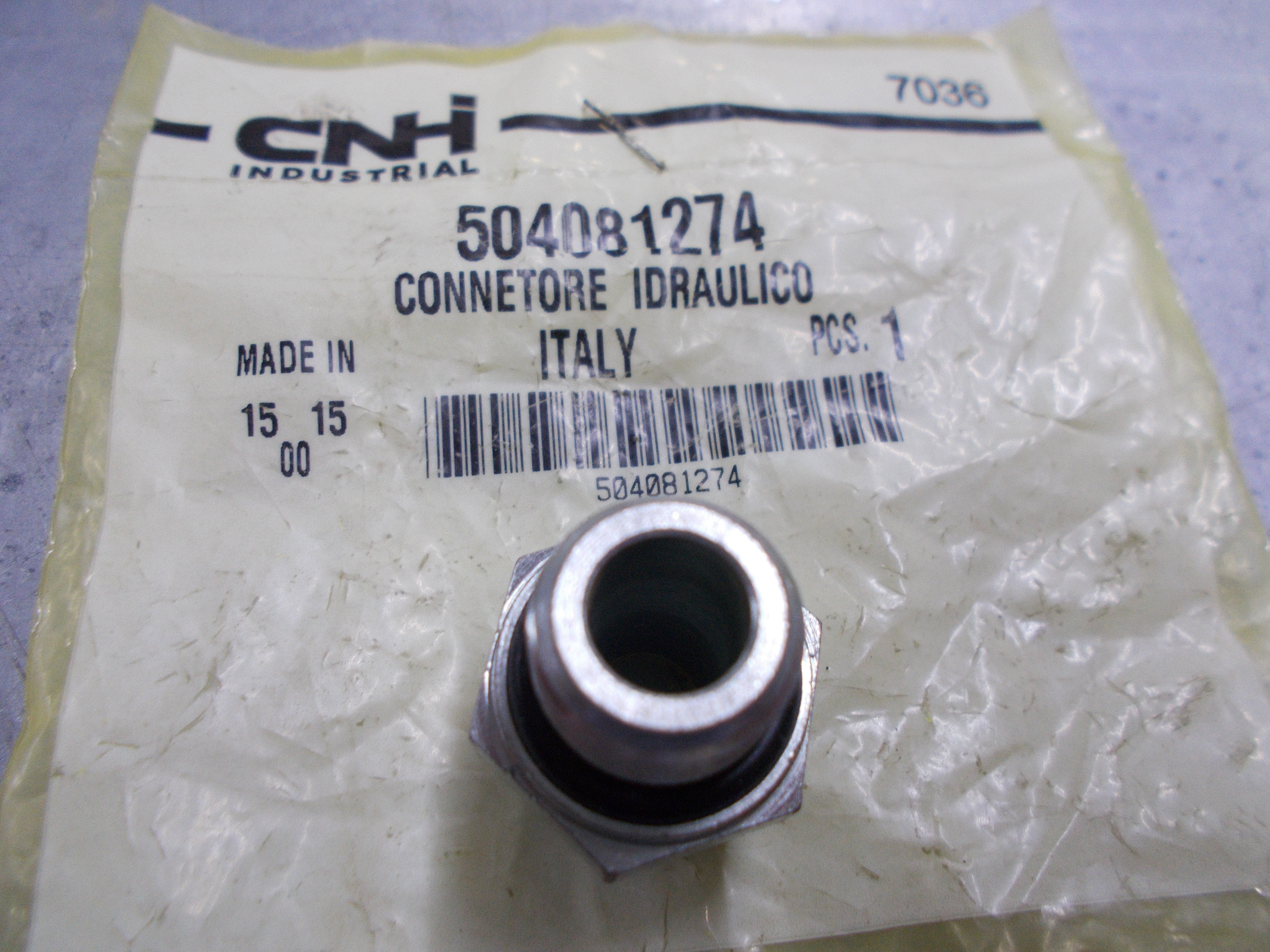 工芸品 taturou.825 504081274 New Holland Tractor HYD. Connector – marshall's