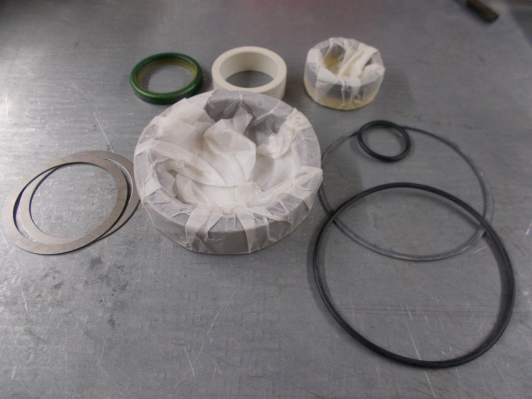 309939 Ford New Holland Tractor Hydraulic Cylinder Seal Kit 550,650,755,6500