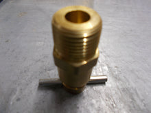 Load image into Gallery viewer, 1998TA Case I/H Tractor Petcock Oil Level Gauge, Fits A,AV,BN,C,Super A,C,M,W6