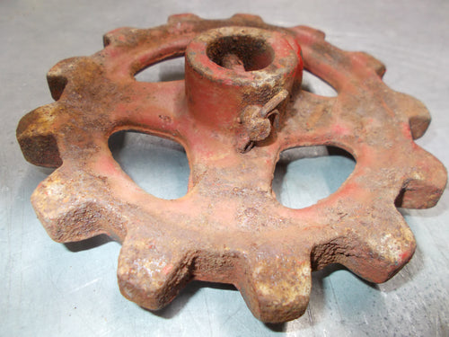 PO3215 IH Side Dresser Sprocket Farmall Tractor Super A 100 130 140