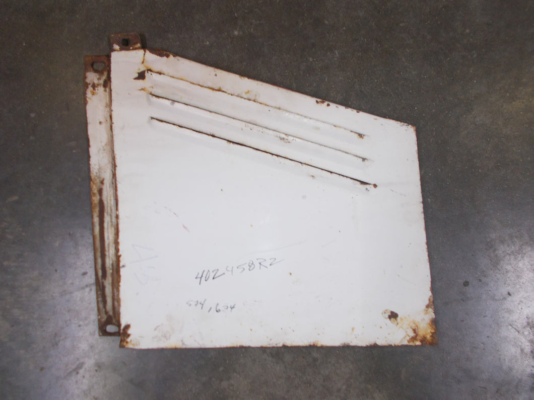 402458R2 Case I/H Tractor Grille Side Panel Assy Left Hand 574,674