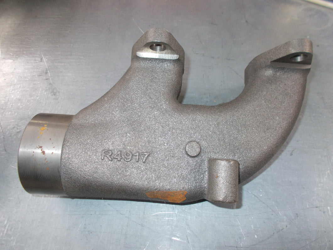 R4917 Case I/H Tractor Exhaust Manifold End Section 806,856,2806