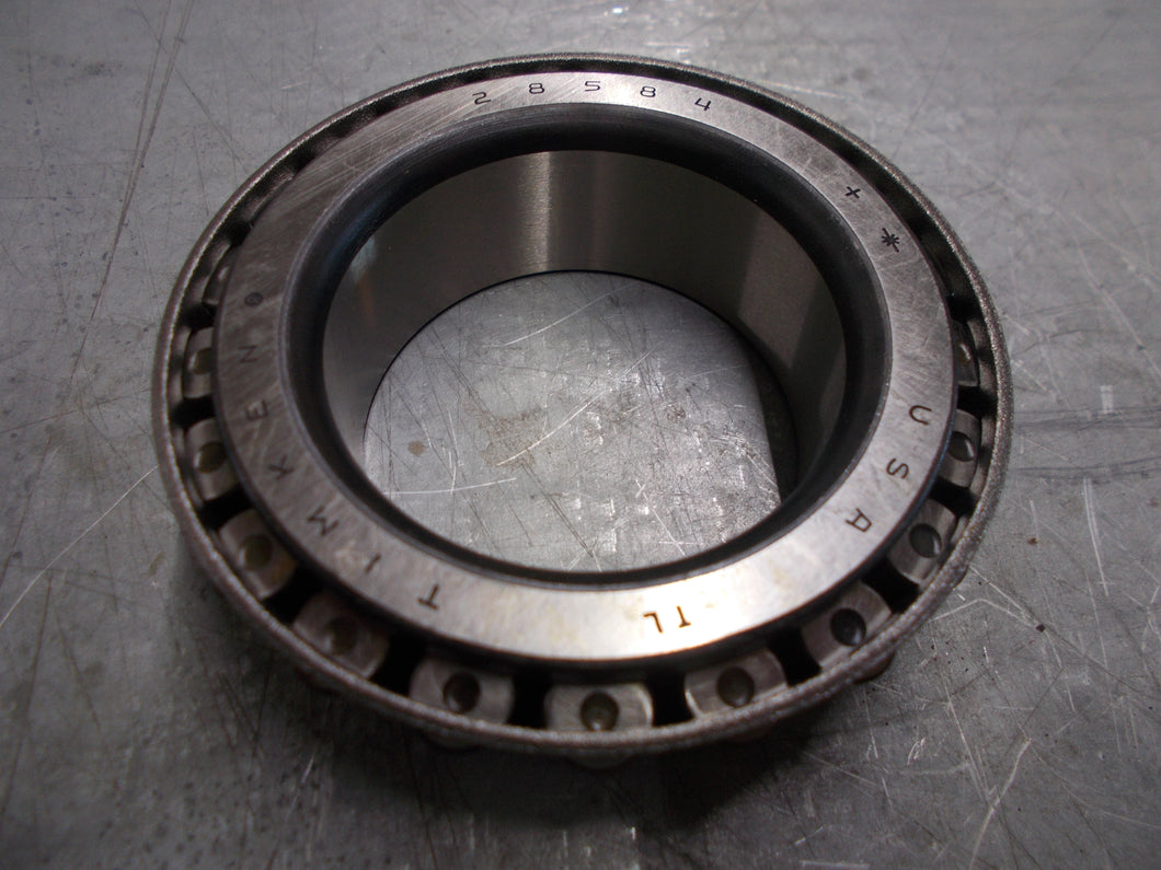 ST2010 / 28584 Case I/H Tractor Bearing 766,786,986,1066,756,544.686,786,886,986