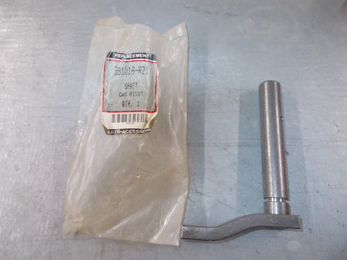 391018r21 Case I/H Tractor Cam Pivot Shaft, 706,806,1206,2706,2806