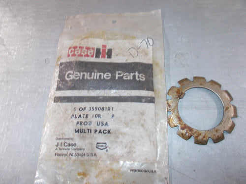 359081R1 Case I/H Tractor PLate