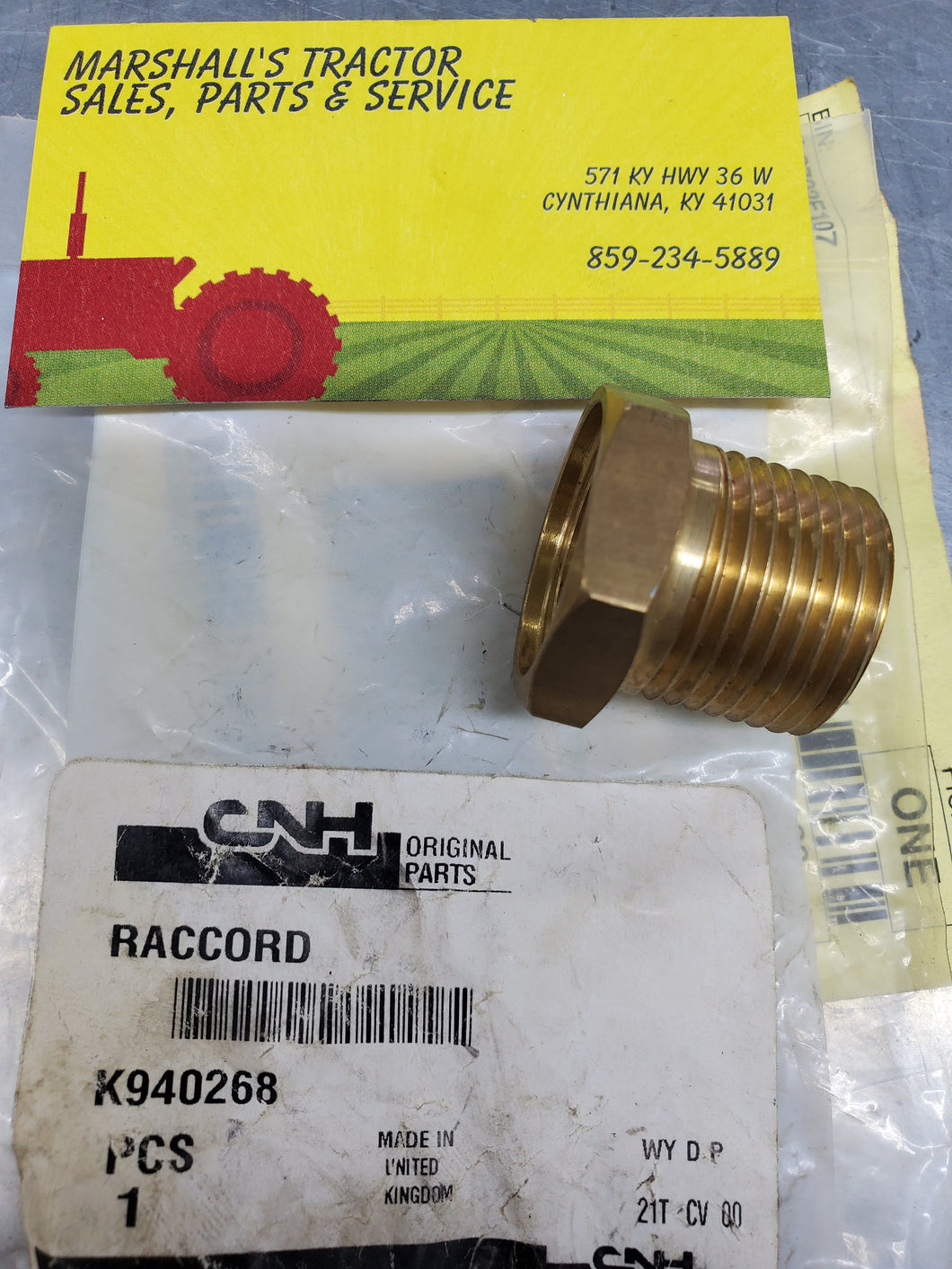K940268 HEAD COOLANT CONNECTOR FITTING. CASE / DAVID BROWN TRACTOR 1594 1690