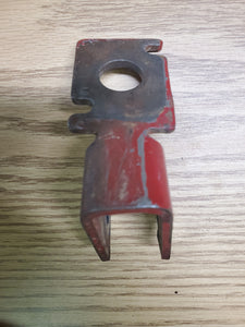 114556C1 auxiliary valve handle bracket. IH 484, 584, 684, 784, 884 tractor