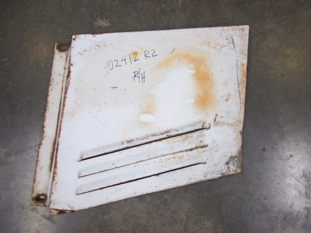 402412R2 Case I/H Tractor Grille Side Panel Assy  Right Side Fits 454,464