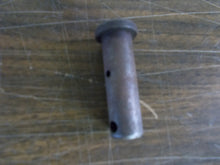 Load image into Gallery viewer, 3125305R1 CASE I/H POWER STEERING CYLINDER PIN