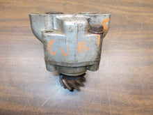 Load image into Gallery viewer, 355006R92 FARMALL TRACTOR HYDRAULIC PUMP FITS CUB, CUB LO BOY