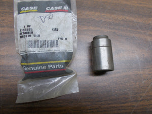A155875 CASE I/H TRACTOR RETAINER